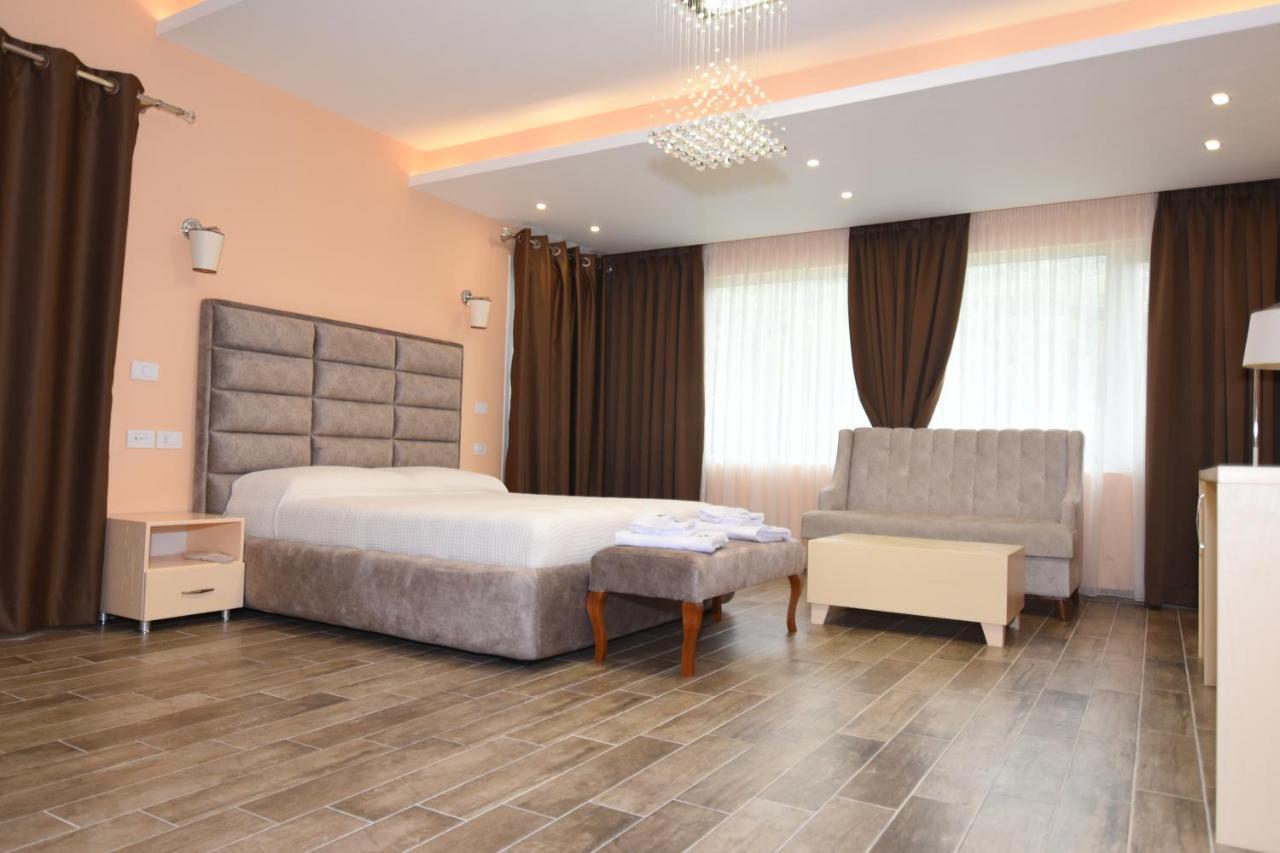 Monte Mare Hotel Vlorë 외부 사진